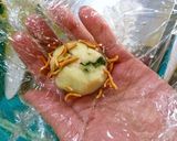 簡単おかず♡鮭フレークのポテトボール作り方3写真