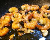 バナメイエビのにんにく揚げ。作り方2写真