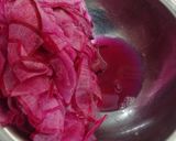 簡単な常備菜♪赤大根/大根の酢漬け作り方4写真