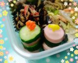 お弁当に「きゅうりとソーセージタワー」作り方2写真
