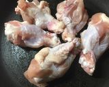 コクと香り抜群☆手羽元のゆかりバター焼き作り方3写真