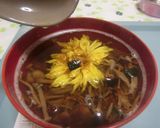 菊花となめ茸のお吸い物作り方5写真