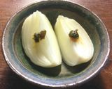 新玉ねぎの芯の部分の糠漬け作り方1写真