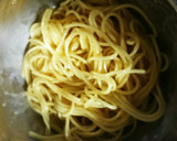 簡単☆青椒肉絲と卵かた焼きそば作り方2写真