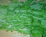 簡単！朝食に♪水菜と なめこのお味噌汁♪作り方2写真