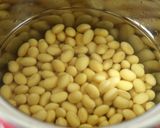 大豆と鶏もも肉のトマト煮作り方1写真