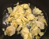 キャベツ、もやし、豚バラの、肉野菜炒め！作り方3写真