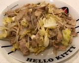 キャベツ、もやし、豚バラの、肉野菜炒め！作り方11写真