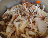 簡単♡水菜ときのこ 卵の味噌中華スープ！作り方6写真