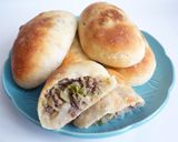肉と野菜の焼きピロシキ作り方6写真