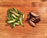 アスパラと椎茸のコンソメスープ作り方1写真