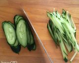 山盛りきゅうりの冷やしみそラーメン作り方3写真