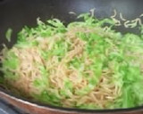 トムカーペースト・我が家の焼きそばで！作り方4写真