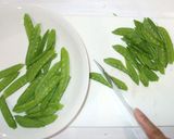 椎茸とキヌサヤのガーリック炒め作り方3写真
