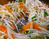 おろし生にんにく醤油で肉もやし炒め。作り方6写真