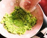ズボラのリトルグリーメン弁当(´c_`)作り方1写真