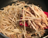 もやしとひき肉のきんぴら風簡単炒め！作り方3写真