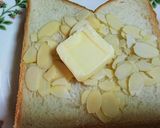 ☆カフェ風☆アイスのせアーモンドトースト作り方1写真