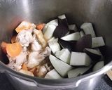 手羽元とナスのマイルドアジアン煮込み作り方8写真