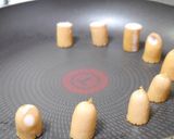 ウィンナーの飾り切り〜四葉のクローバー作り方3写真