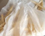 フライドゴボウ（ニンニク味）作り方4写真
