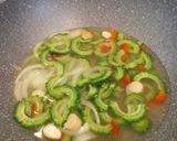 ゴーヤーでタイ料理！トムヤムカレー作り方8写真