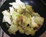 干しキャベツと豚肉の栄養満点炒め作り方5写真