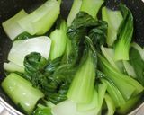 えびとチンゲン菜の中華風炒め作り方3写真