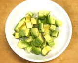 ☆簡単激うま！玉ねぎとアボカドの塩麹和え作り方4写真