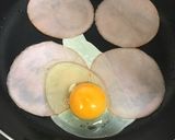 忙しい朝にすぐ出来る！基本の半熟目玉焼き作り方1写真
