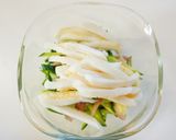 【胡瓜と笹蒲鉾の山葵醤油和え】作り方4写真
