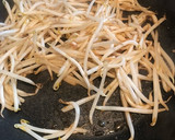簡単☆中華の素で もやし炒め（╹◡╹）♪作り方1写真