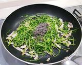 簡単❤豆苗の塩こんぶ炒め♪作り方7写真