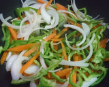 焼肉のたれで♪柔らか豚肉の野菜炒め♪作り方4写真