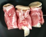 分厚い肉巻きトマト煮込み✾作り方1写真