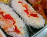簡単！お弁当◎チーズと福神漬のおにぎらず作り方1写真