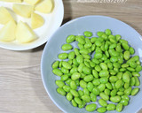 枝豆たっぷり・ふわふわ豆腐の落とし揚げ。作り方2写真
