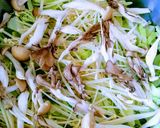 豚とキャベツときのこの薬味味噌蒸し作り方2写真