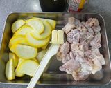 夏野菜と鶏肉のレモンバターソテー作り方1写真