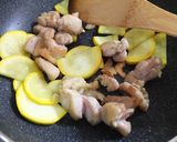夏野菜と鶏肉のレモンバターソテー作り方6写真