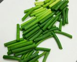 ピリ辛★ゆで鶏のにんにくの芽和え作り方4写真
