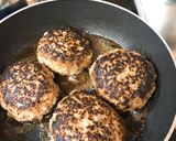 トマト缶で簡単に♪煮込みハンバーグ♪作り方5写真