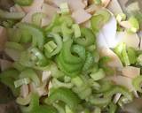野菜たっぷり簡単サンラータンスープ作り方1写真