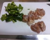 鶏とピーマンと卵のオイスターソース炒め作り方1写真