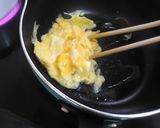 鶏とピーマンと卵のオイスターソース炒め作り方2写真