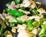 鶏むね肉とピーマンのオイスターソース炒め作り方3写真