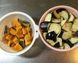 ご飯が進む豚肉となすとかぼちゃの炒め物作り方1写真
