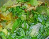 鶏ささみとレタス ニラのにんにく醤油煮♪作り方6写真