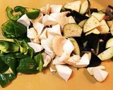 簡単カレーのルーで夏野菜炒め！作り方1写真