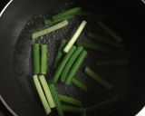 にんにくの芽とエリンギの牛肉炒め作り方1写真